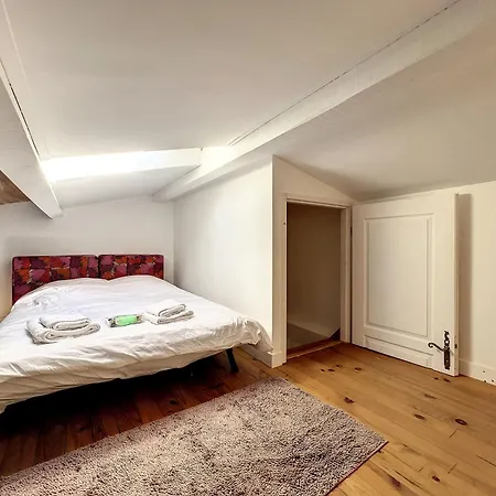 Du Verdon Provence Avec Piscine Et Jardin - Private Villa Regusse